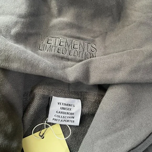 Vetements Dark Grey Letter Print Hooded Sweatshirt - Picture 6 of 7